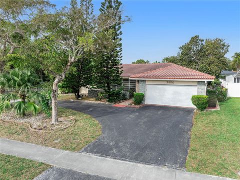 3800 N 36th Ave Hollywood FL 33021
