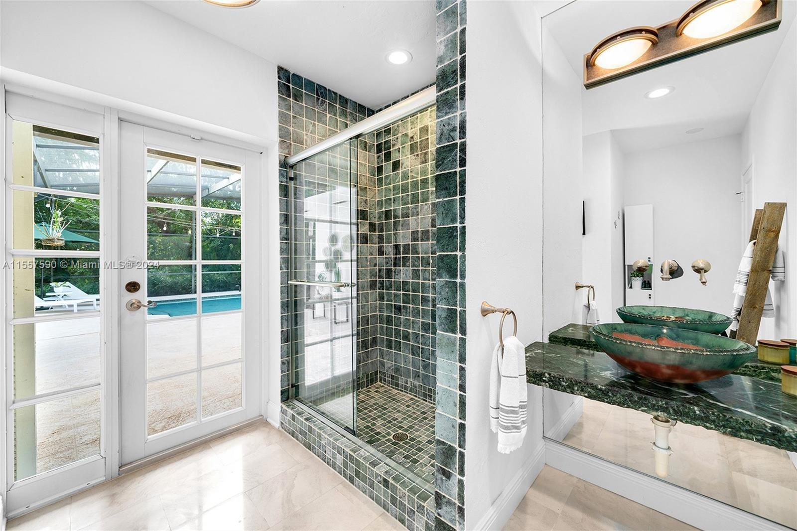 HAMMOCK OAKS HARBOR - Residential