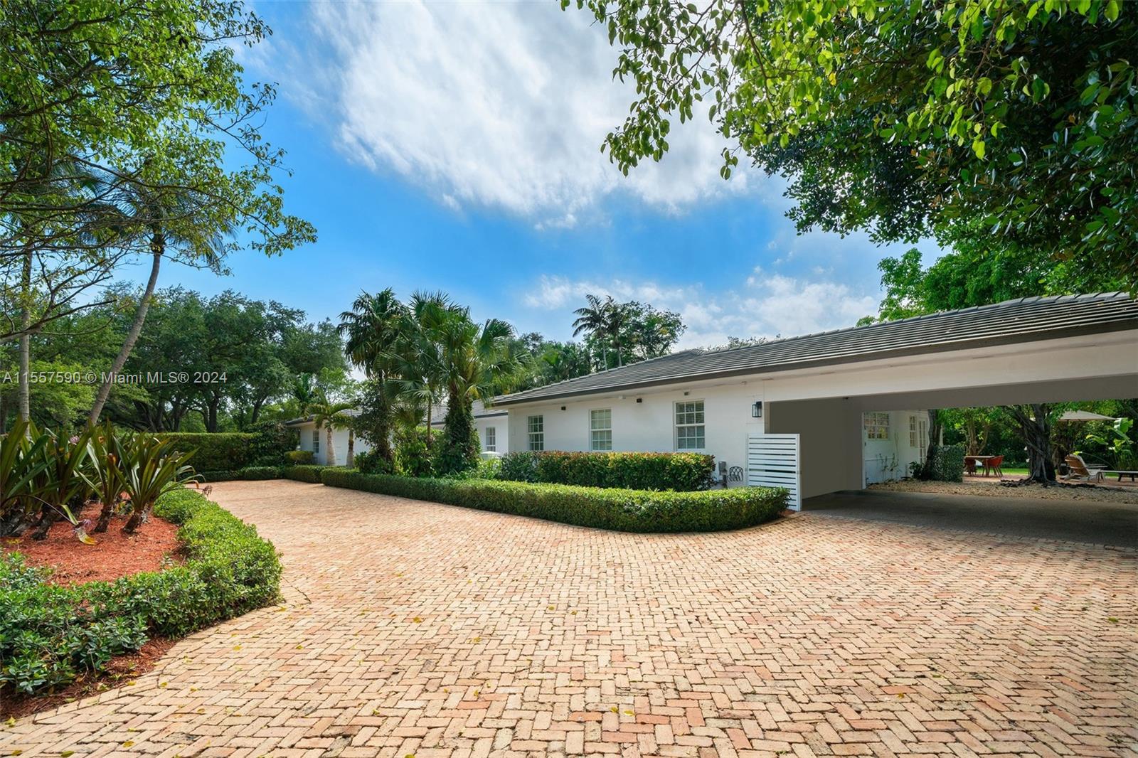 HAMMOCK OAKS HARBOR - Residential