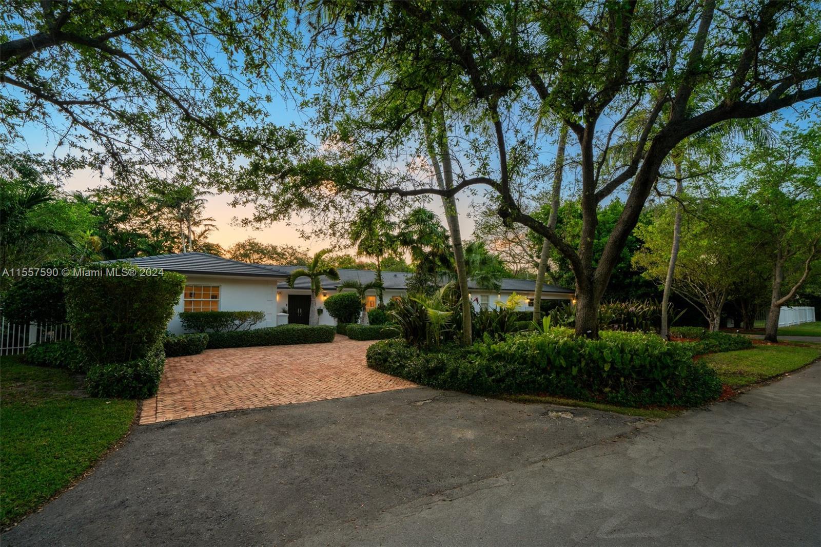 HAMMOCK OAKS HARBOR - Residential