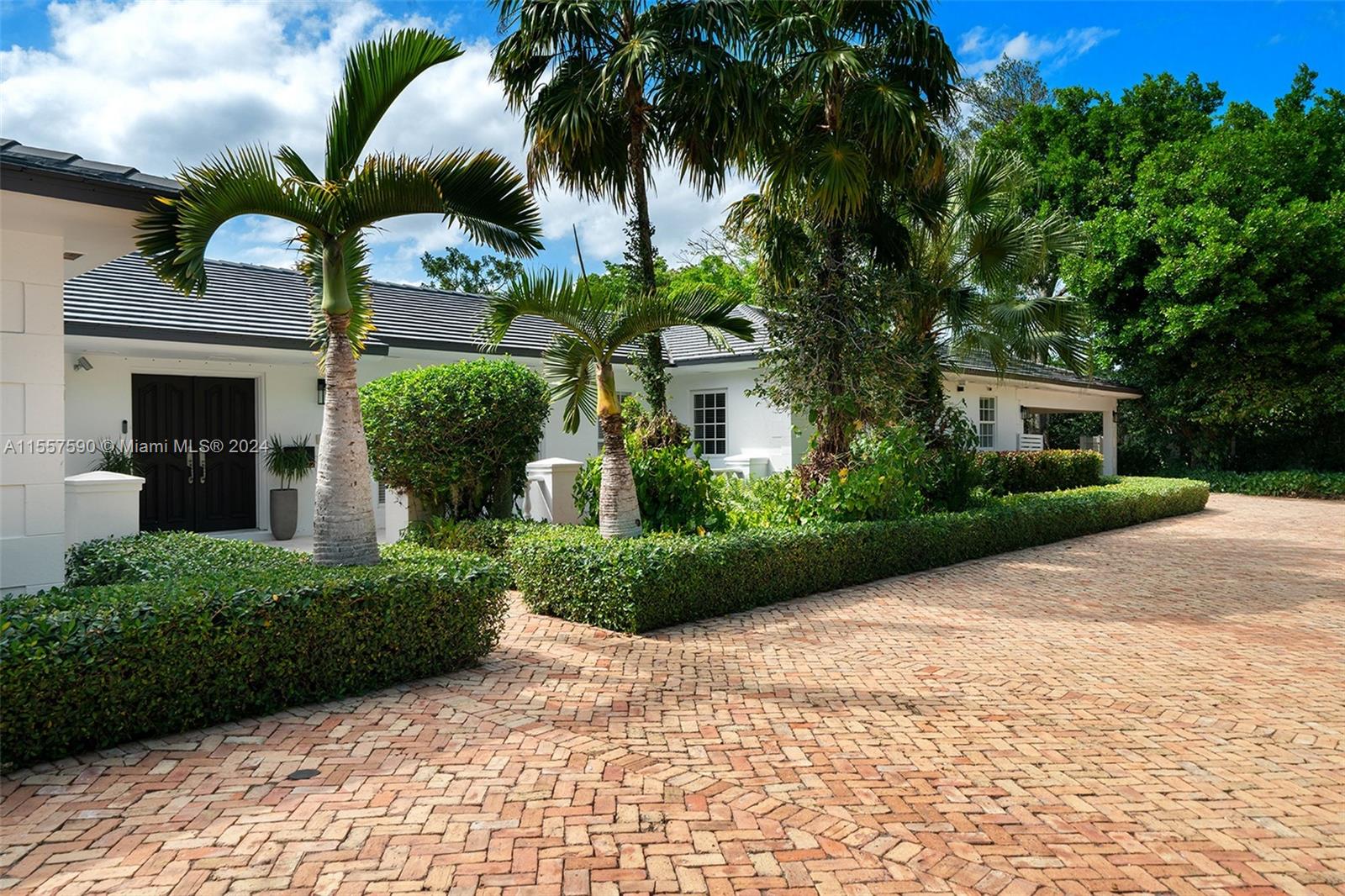 HAMMOCK OAKS HARBOR - Residential