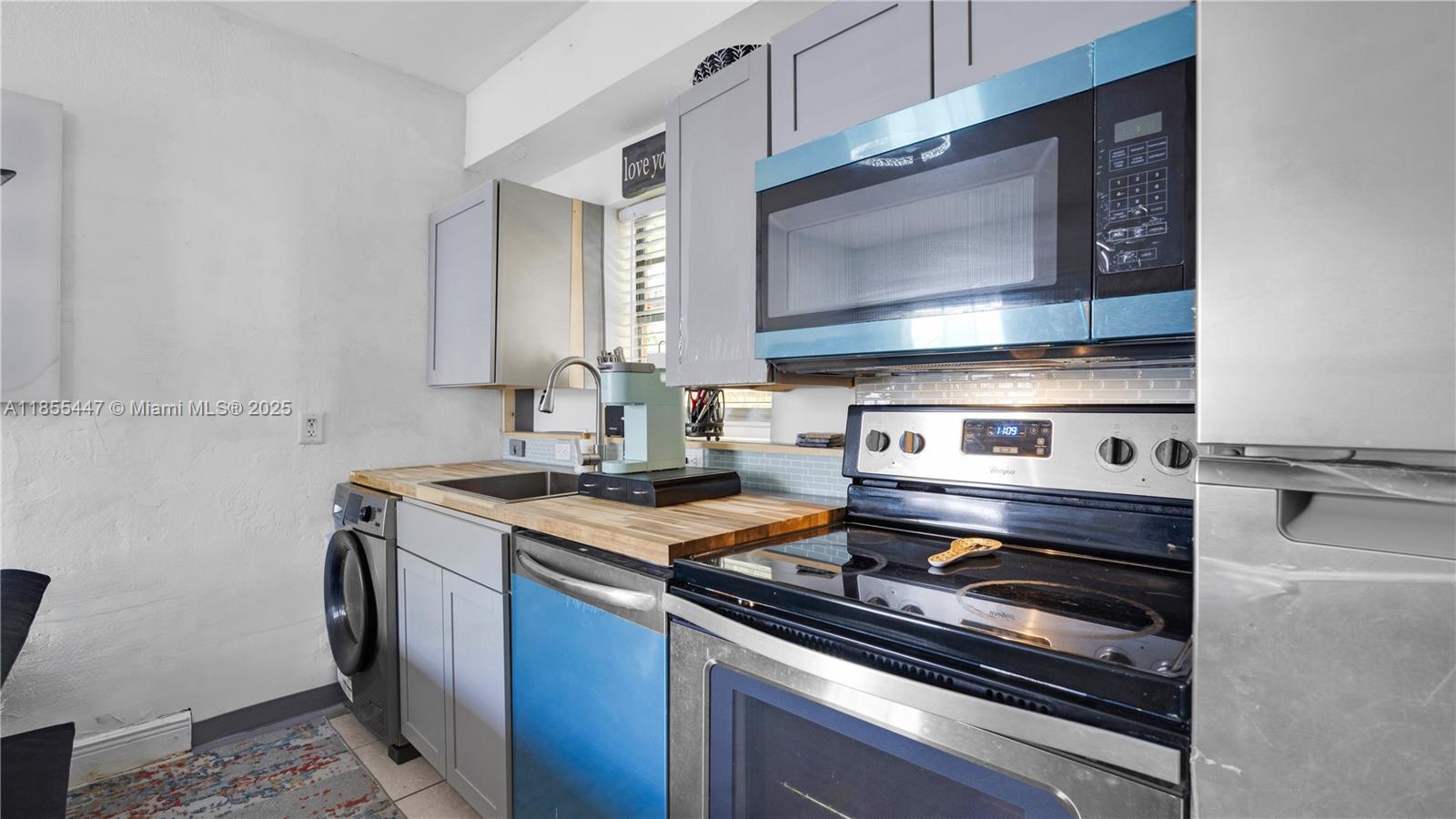 FLORAL PK 1ST AMD - Residential Income