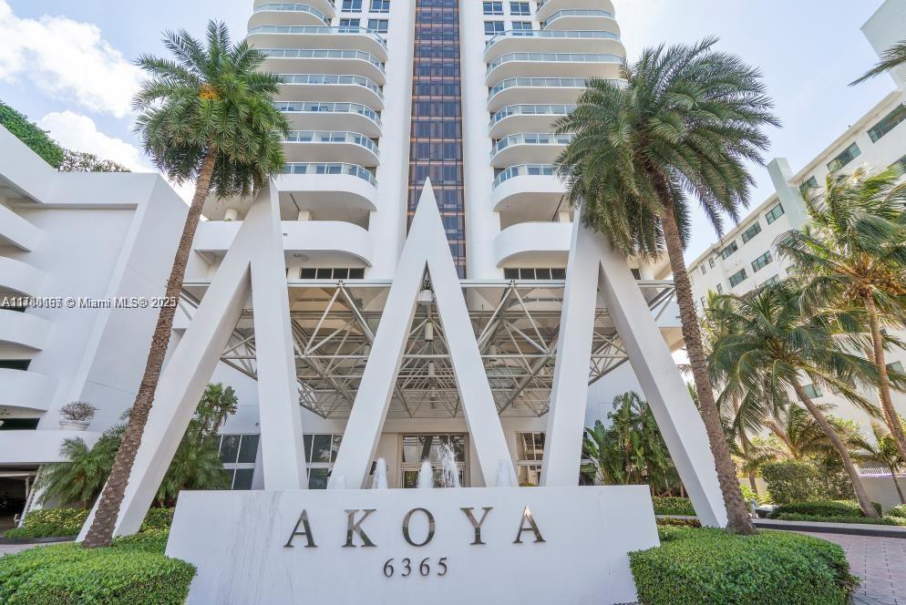 Rental Property at 6365 Collins Ave 3309, Miami Beach, Miami-Dade County, Florida - Bedrooms: 2 
Bathrooms: 2  - $5,800 MO.