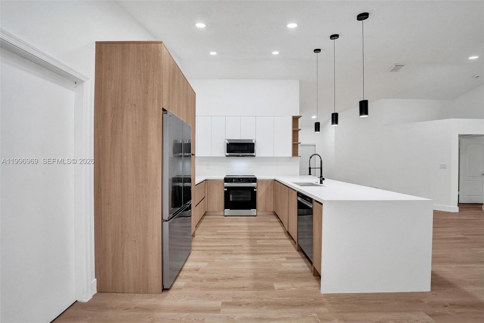 SUNSET COVE - Residential