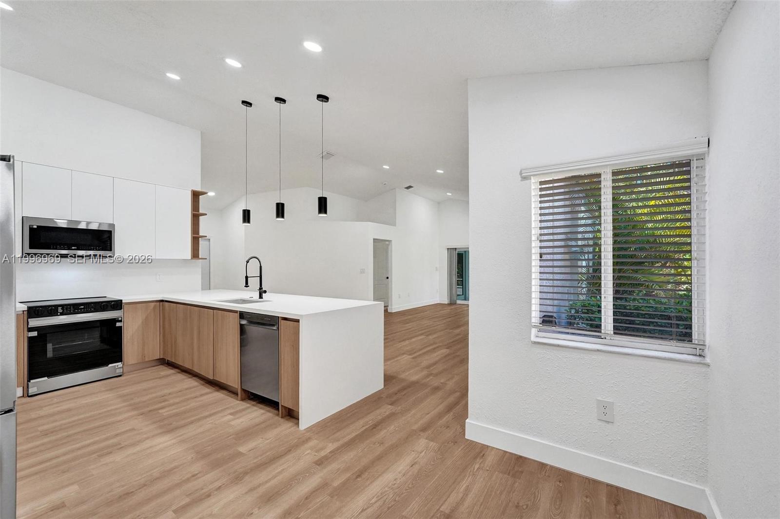 SUNSET COVE - Residential