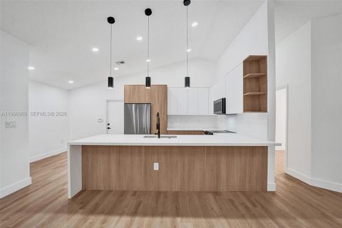 Photo of 10153 NW 3rd Ct, Plantation, FL 33324 (MLS # A11996969)