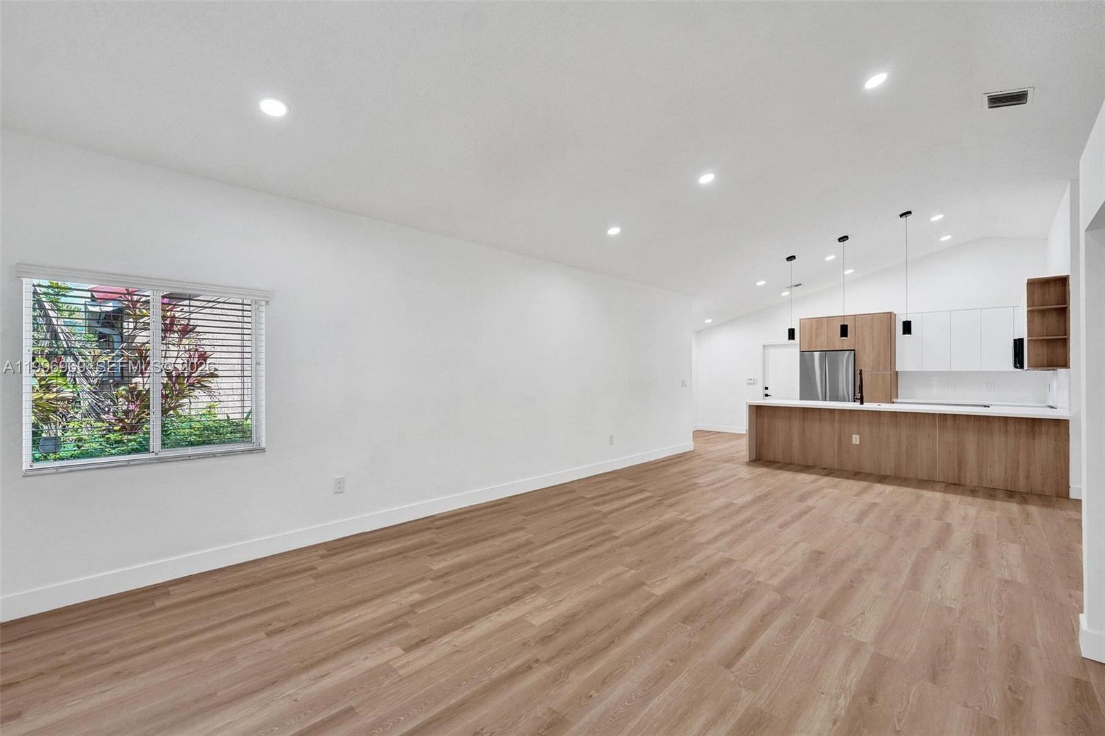 SUNSET COVE - Residential