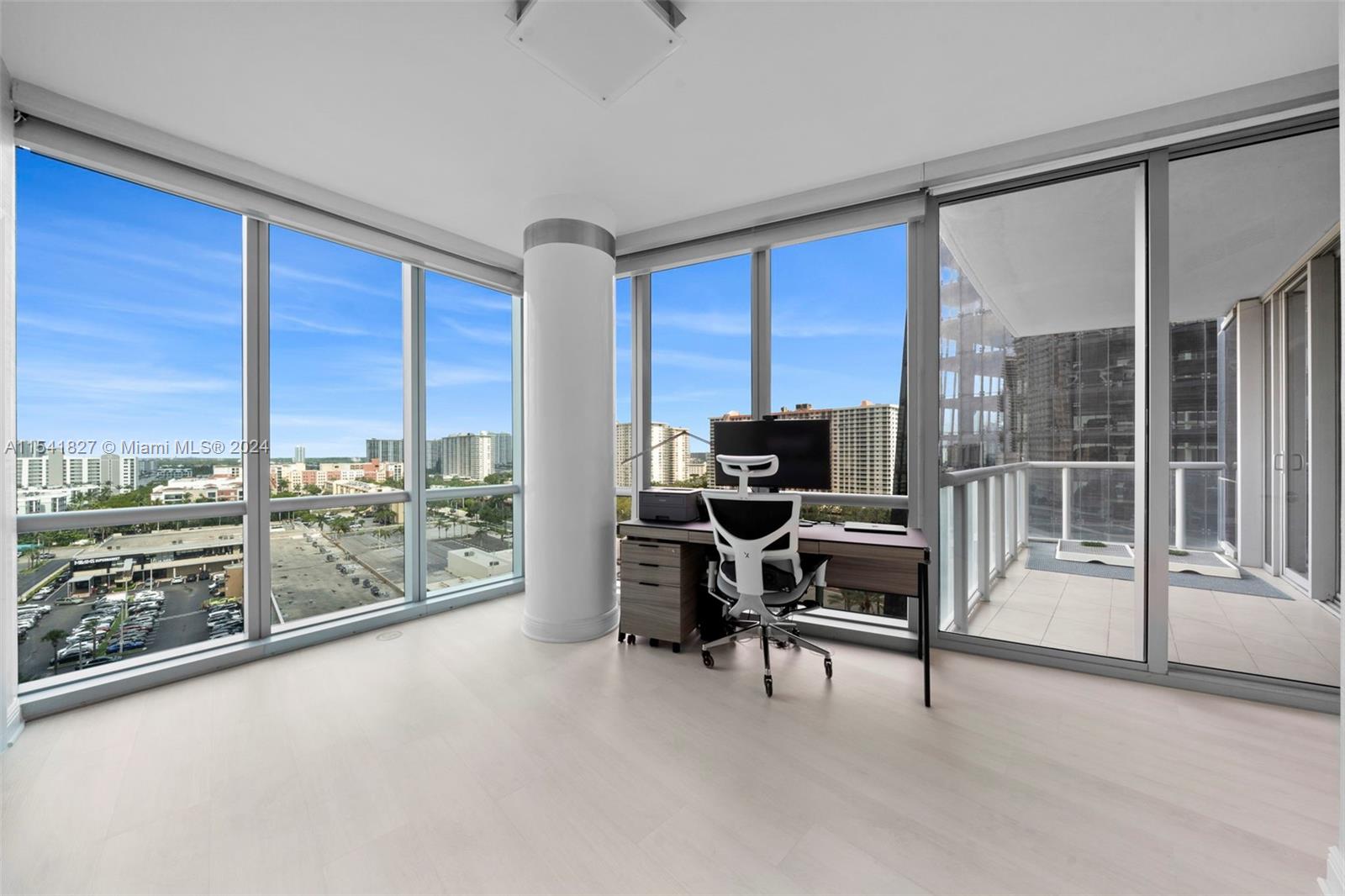 JADE OCEAN CONDO - Residential