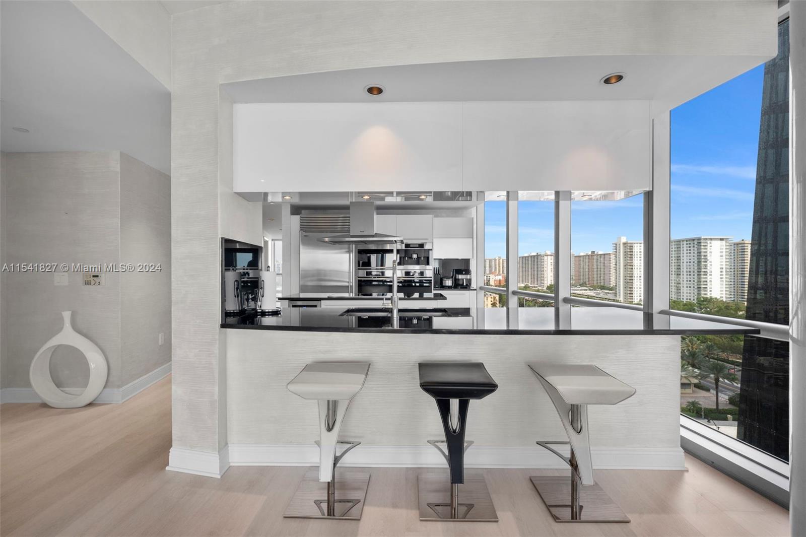 JADE OCEAN CONDO - Residential