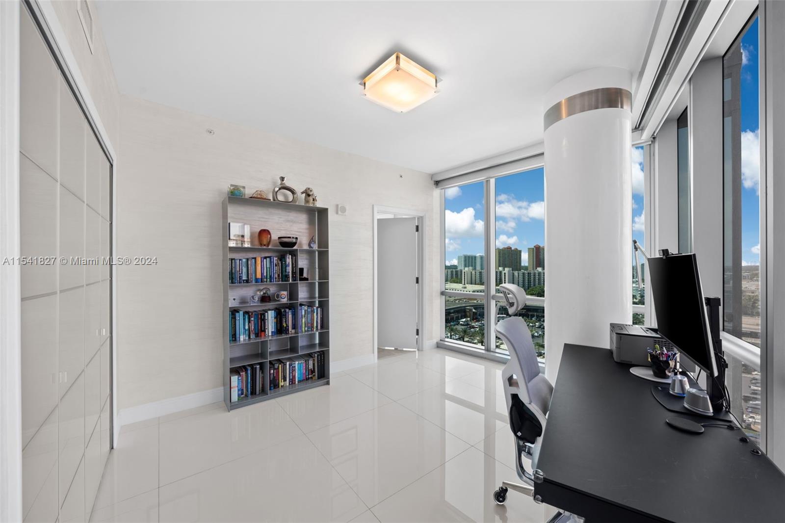 JADE OCEAN CONDO - Residential