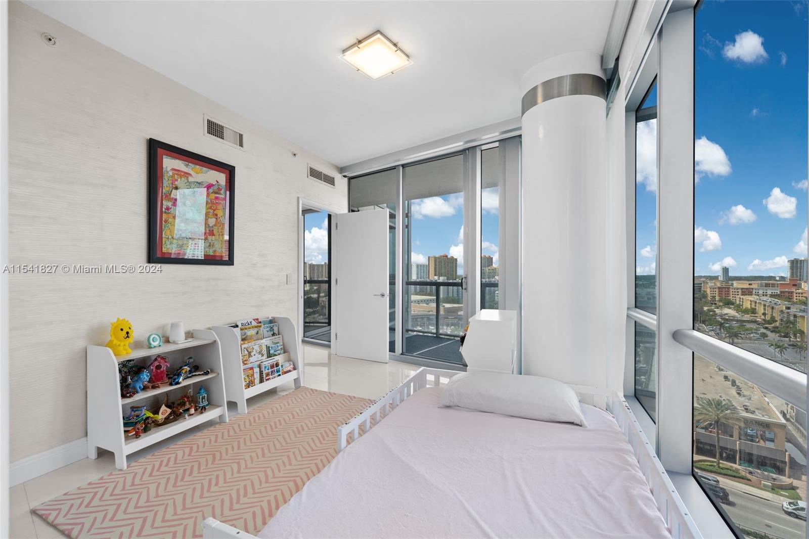 JADE OCEAN CONDO - Residential