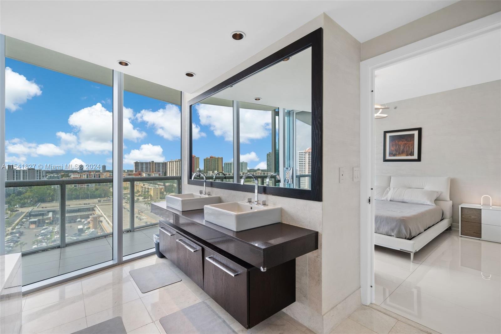 JADE OCEAN CONDO - Residential