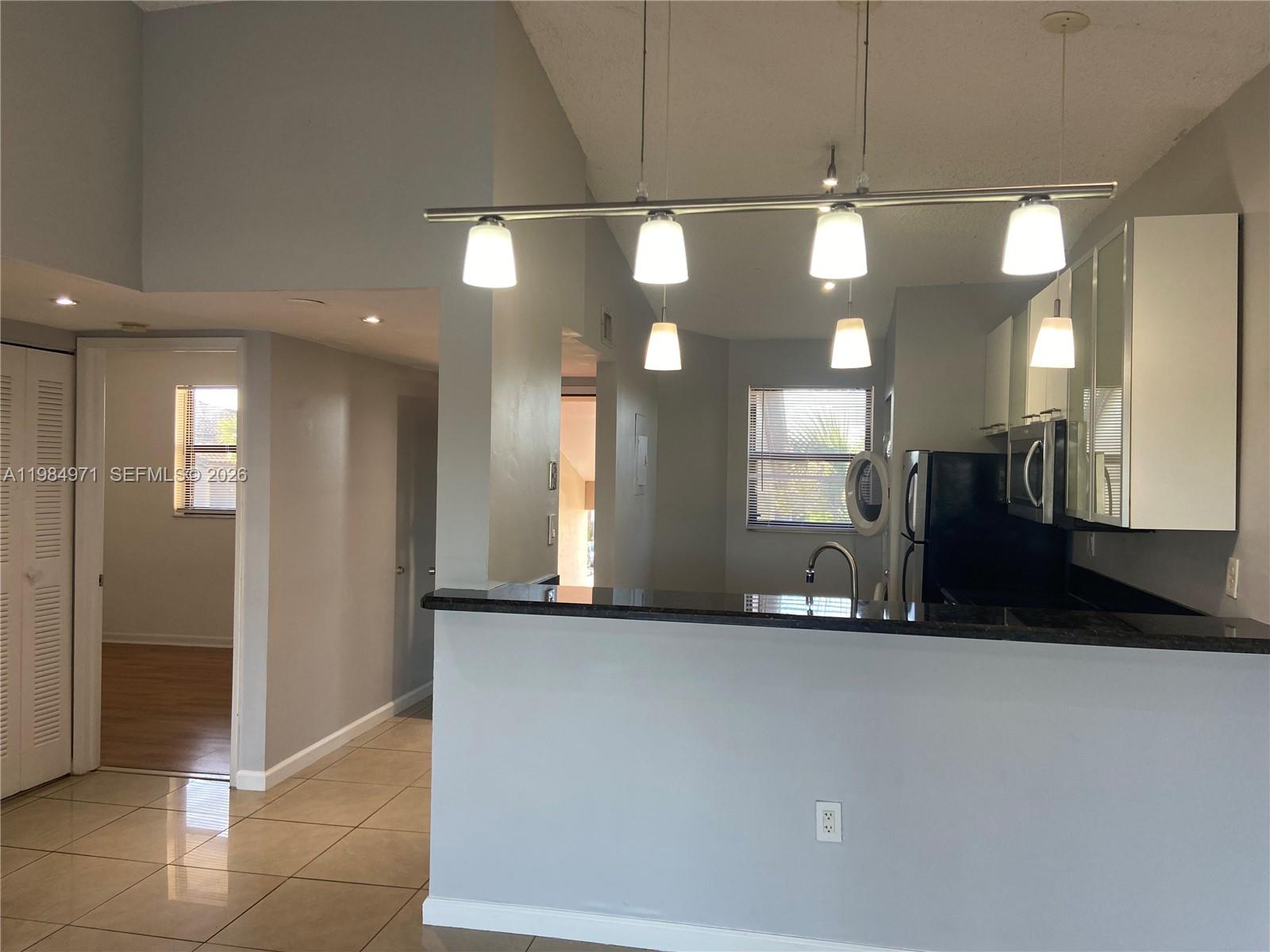 VILLAS DE VENEZIA CONDO - Residential Lease