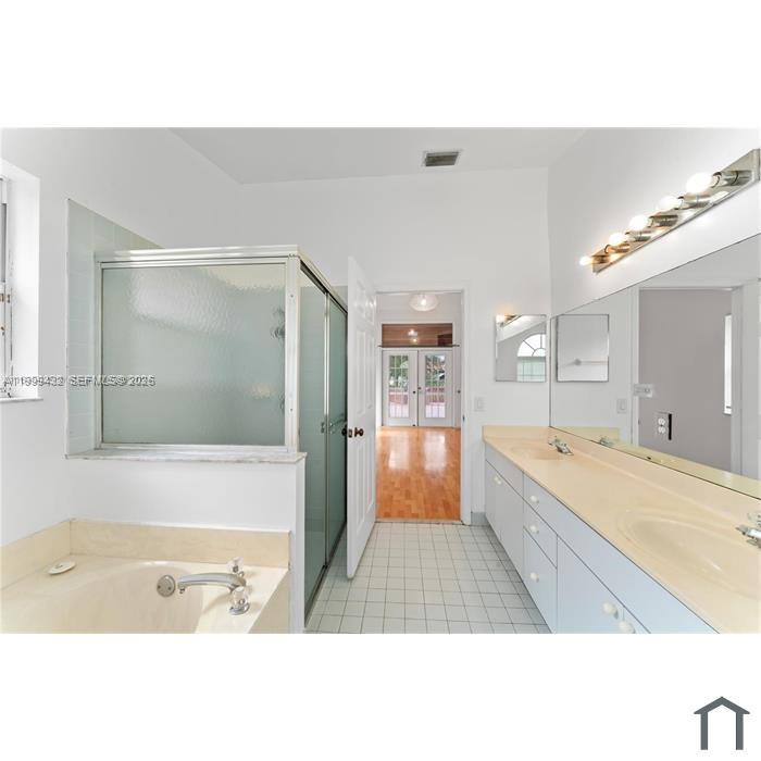 SPRINGS GATEWAY - Residential Lease