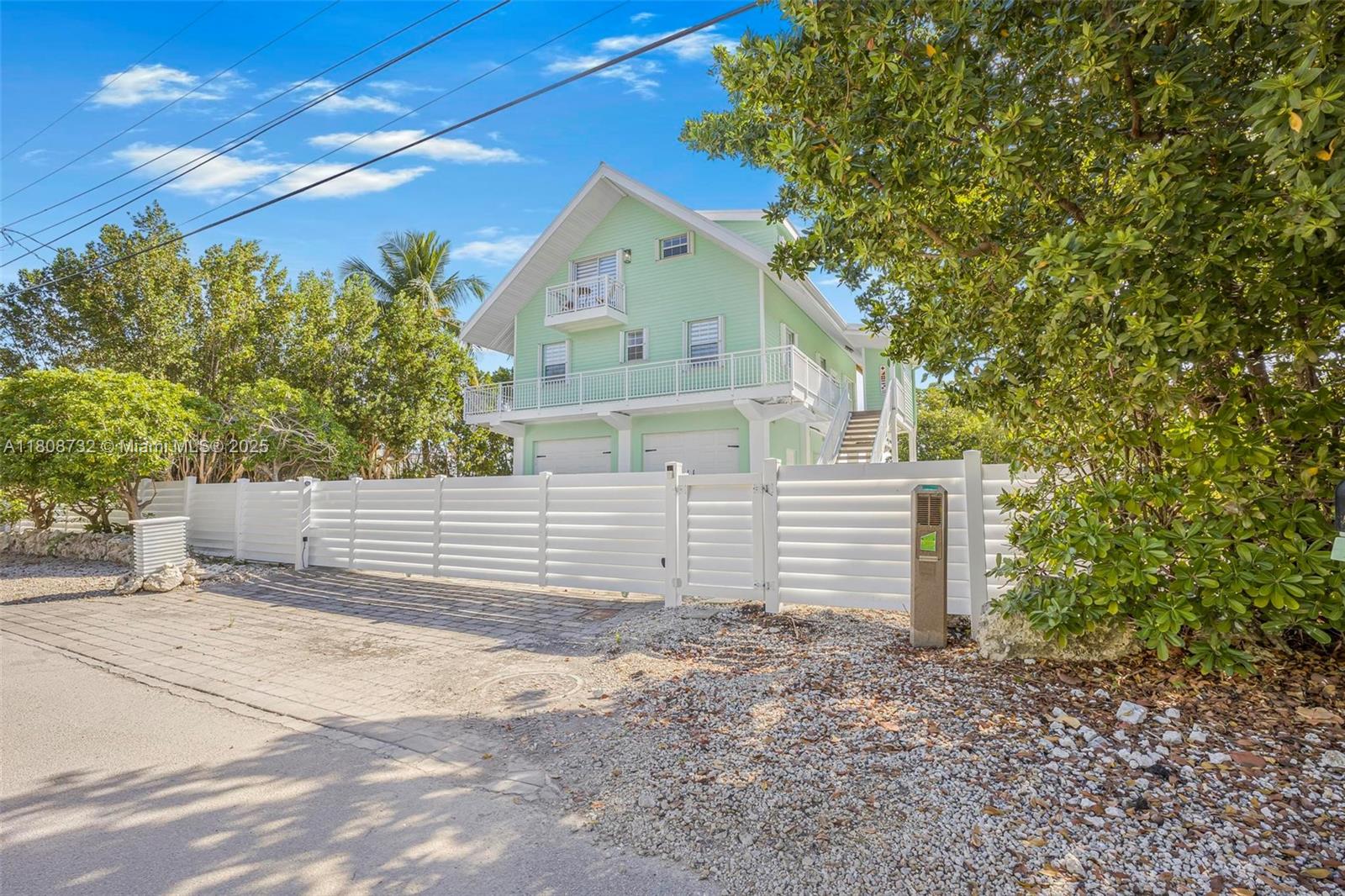 Property for Sale at 41 Mutiny Pl, Key Largo, Monroe County, Florida - Bedrooms: 3 
Bathrooms: 2  - $2,999,999