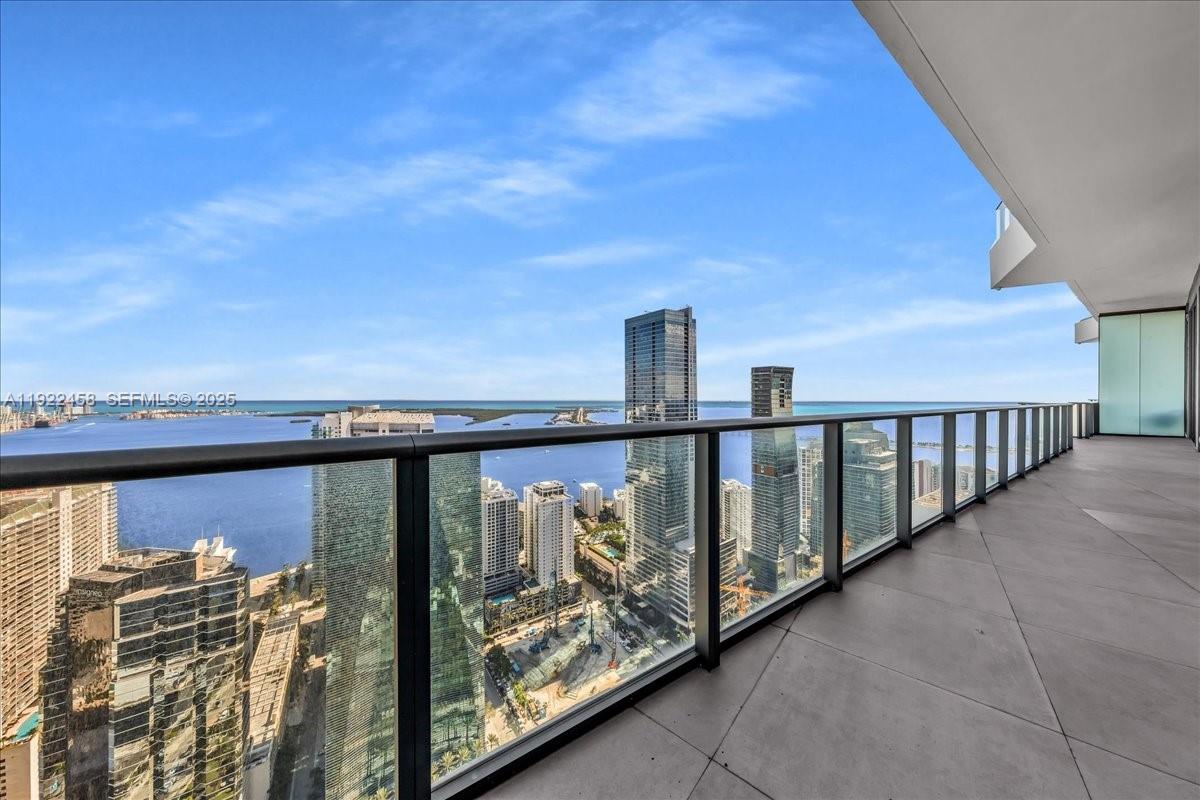 1300 S MIAMI AVENUE CONDO - Residential