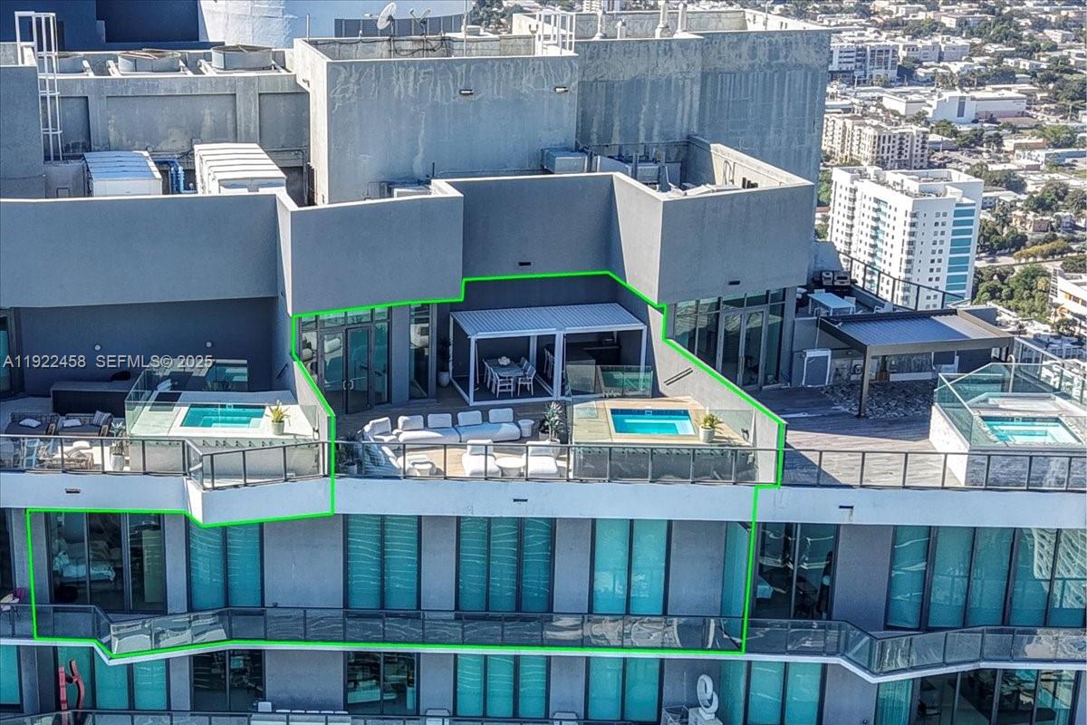 1300 S Miami Ave UPH2