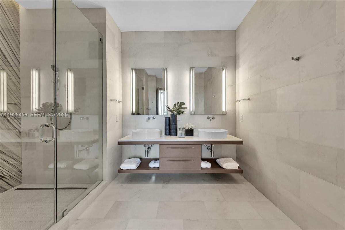 1300 S MIAMI AVENUE CONDO - Residential