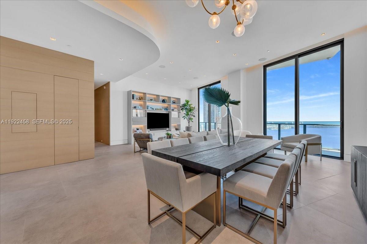 1300 S MIAMI AVENUE CONDO - Residential