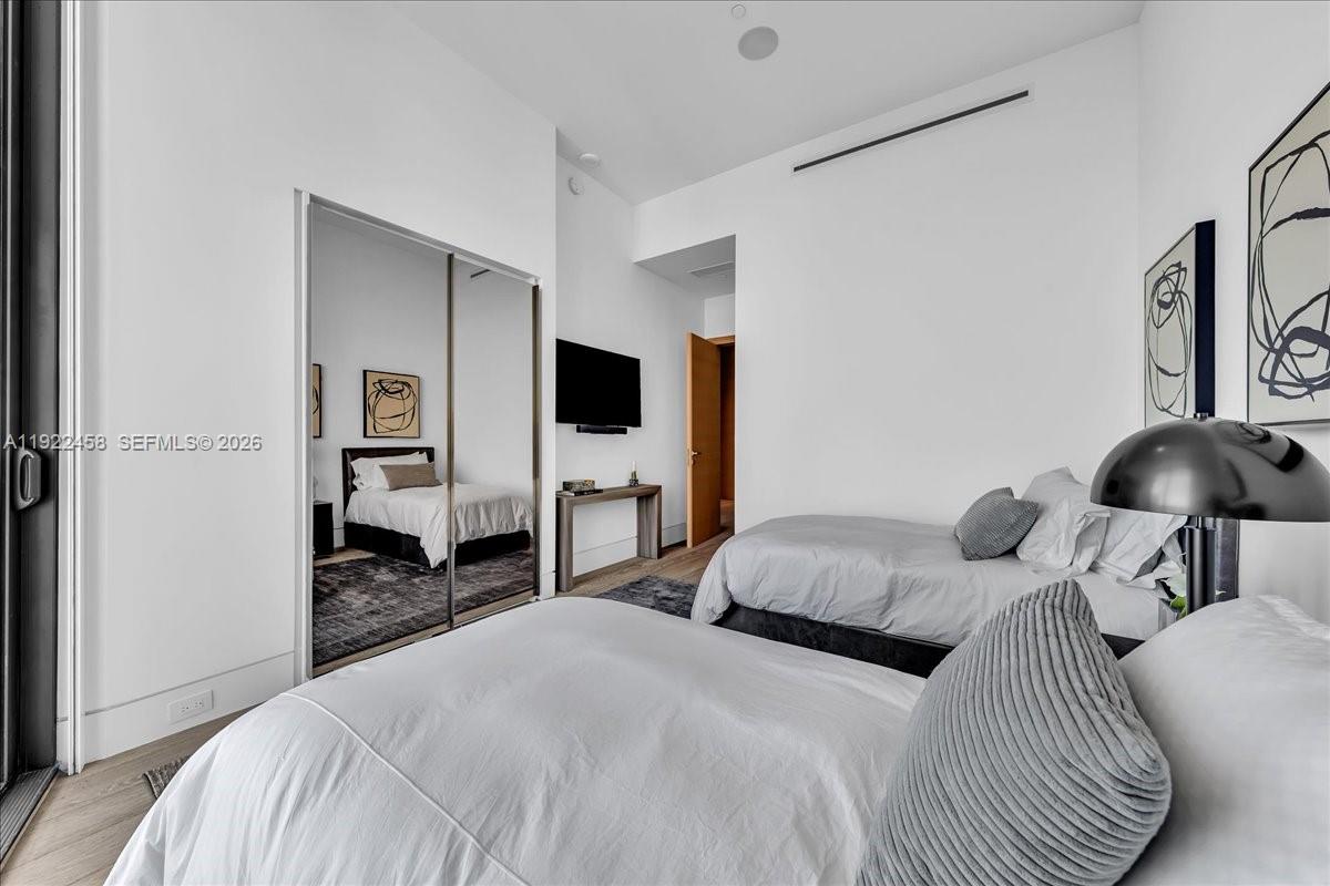 1300 S MIAMI AVENUE CONDO - Residential