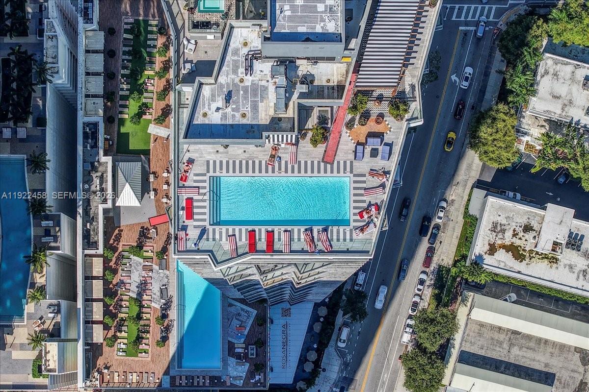 1300 S MIAMI AVENUE CONDO - Residential