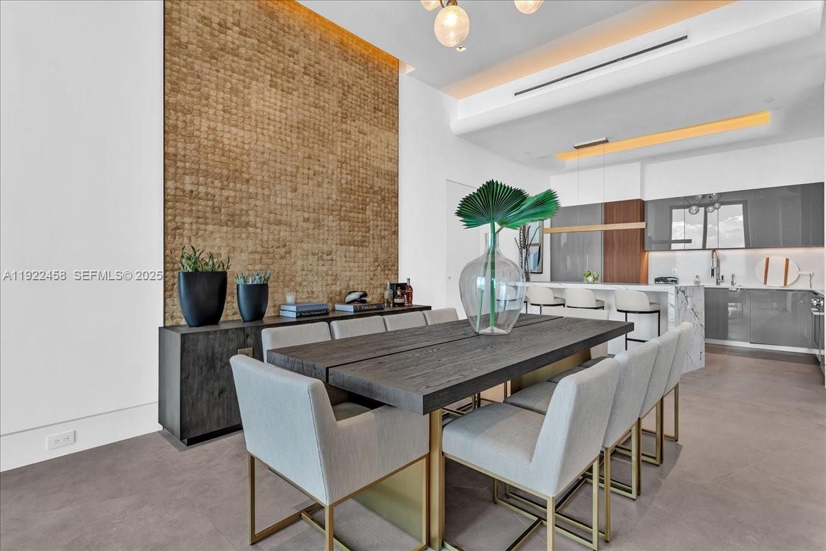 1300 S MIAMI AVENUE CONDO - Residential