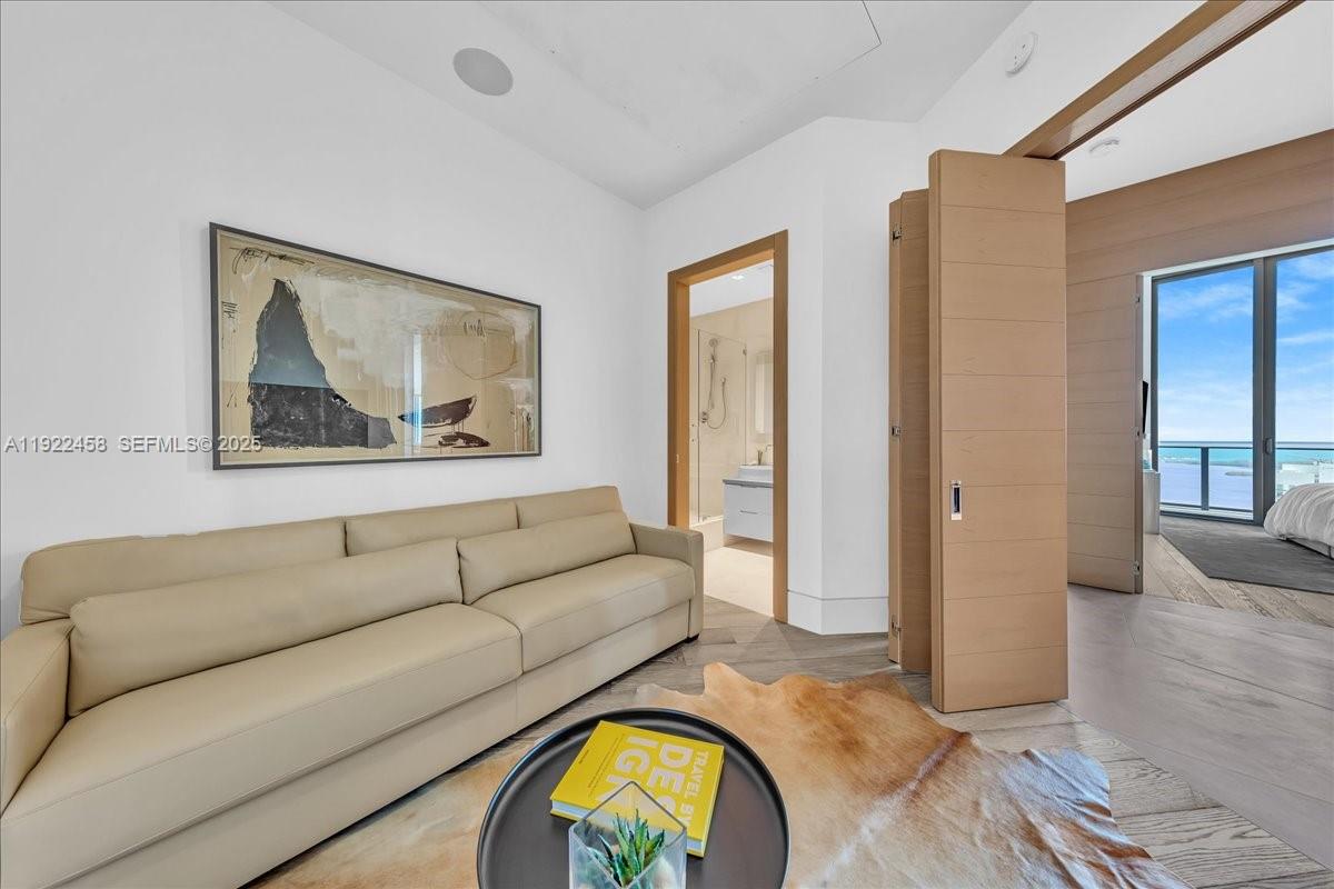 1300 S MIAMI AVENUE CONDO - Residential