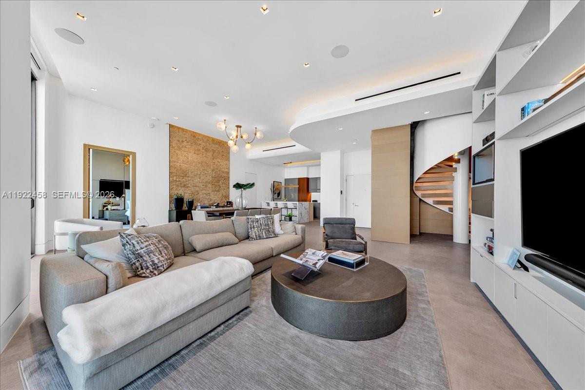 1300 S MIAMI AVENUE CONDO - Residential