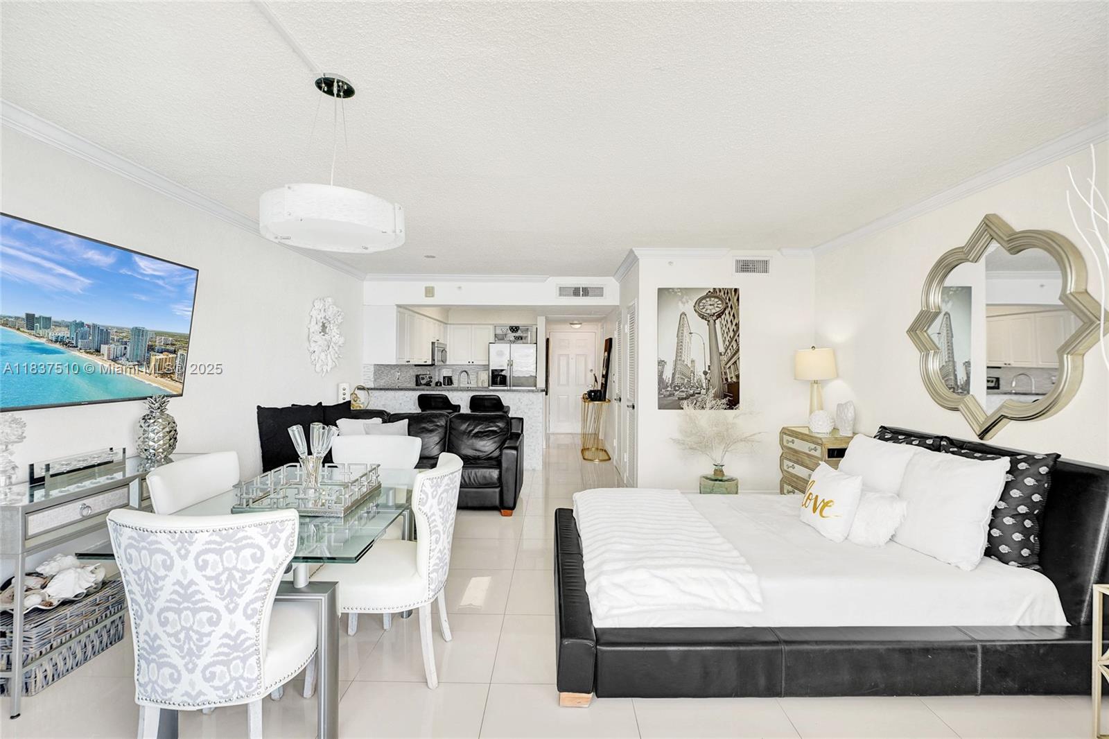 WAVE CONDO - Residential Lease