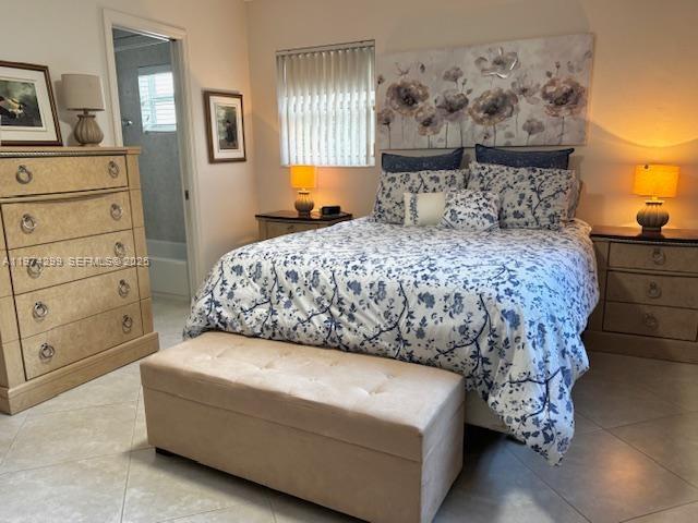 VIOLET GARDENS CONDO - Residential