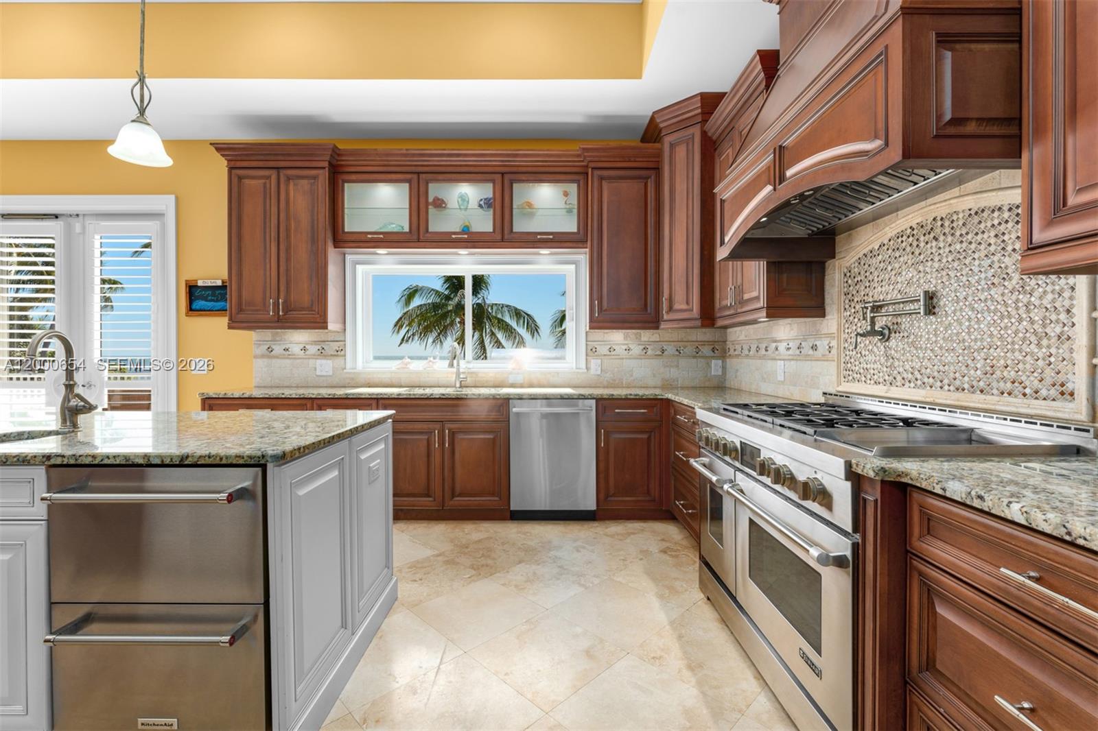 MATE OCEAN BAY SUBD SEC 1 - Residential