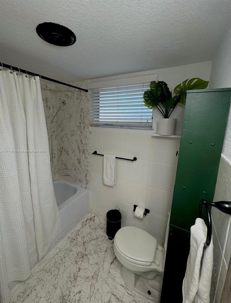 THIRD HORIZONS CONDO - Residential