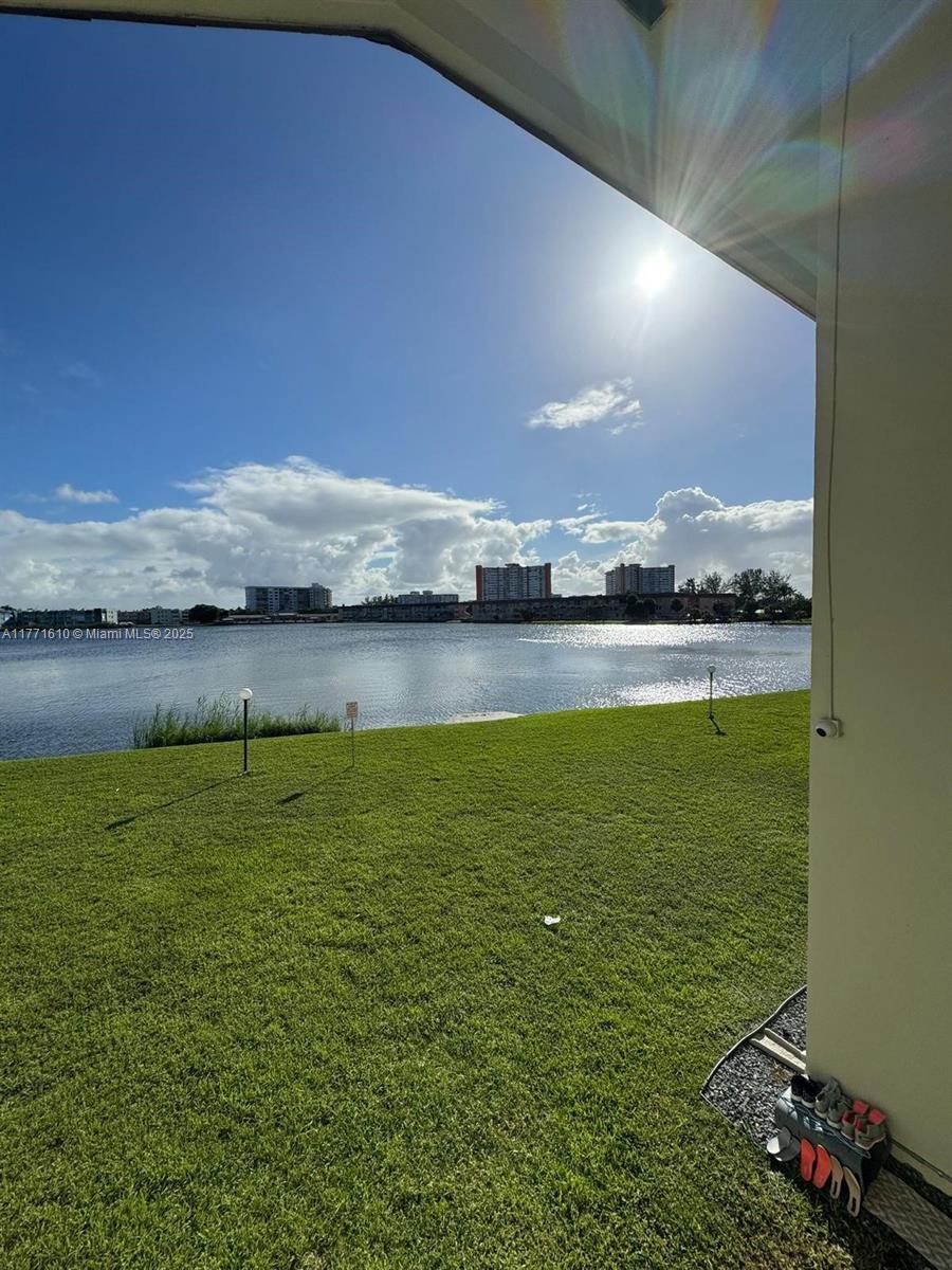 THIRD HORIZONS CONDO - Residential