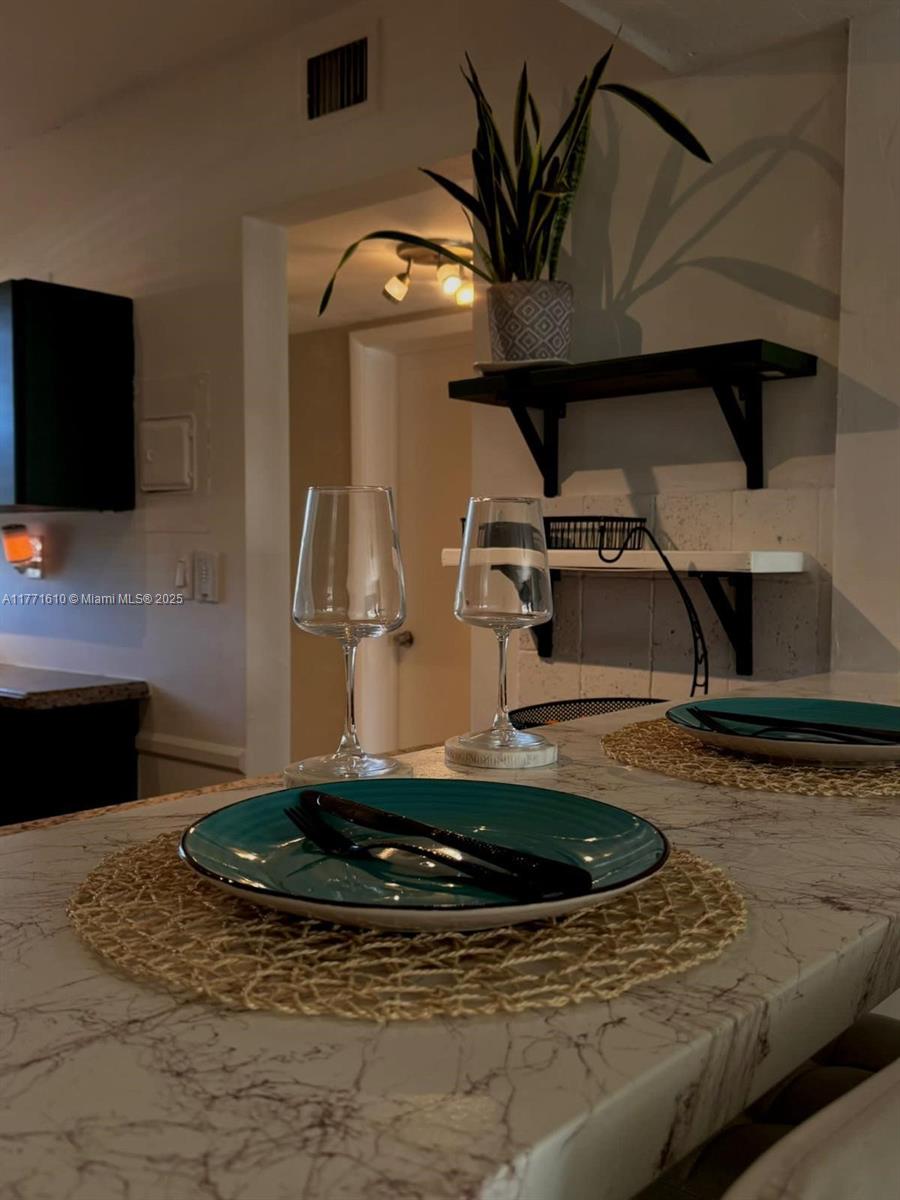 THIRD HORIZONS CONDO - Residential