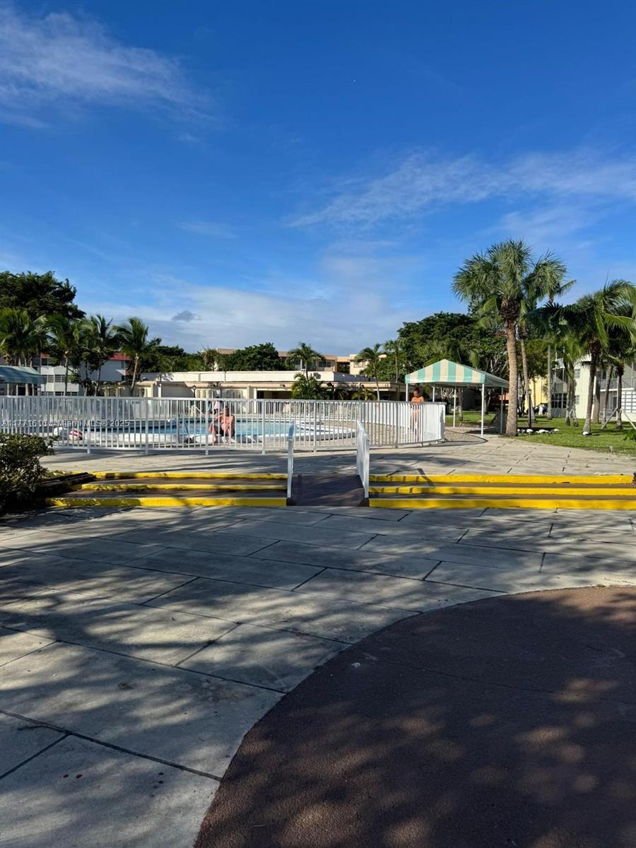 THIRD HORIZONS CONDO - Residential