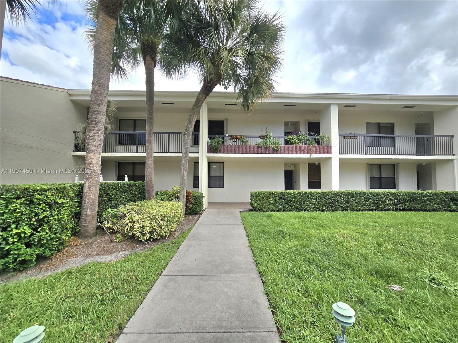 LAKES OF NEWPORT CONDO XI - Residential