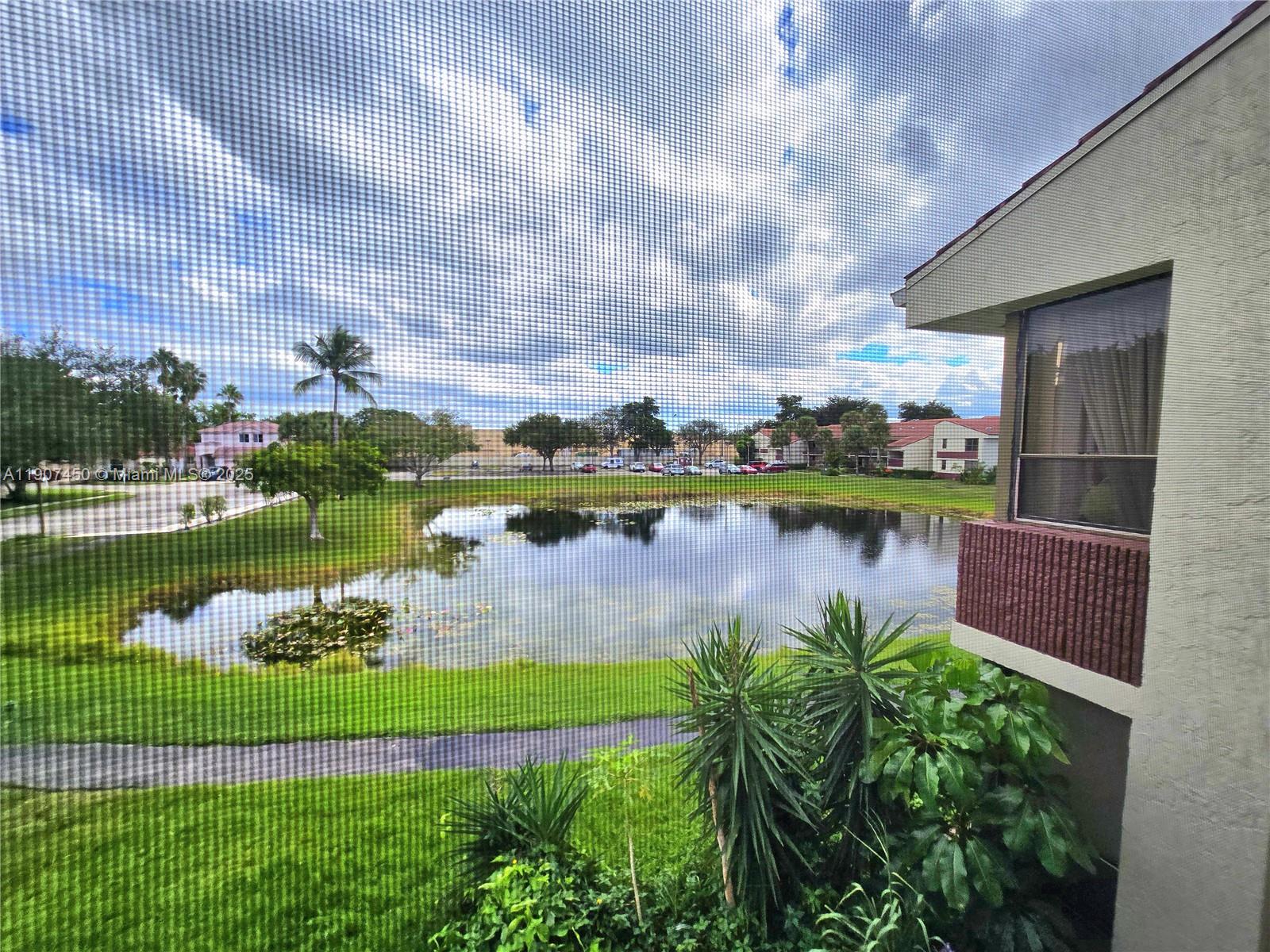 LAKES OF NEWPORT CONDO XI - Residential