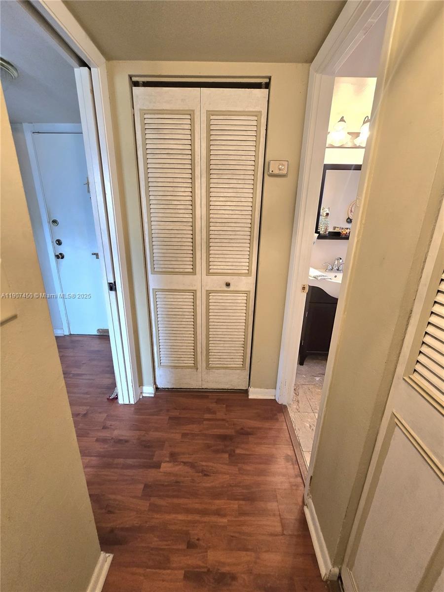 LAKES OF NEWPORT CONDO XI - Residential