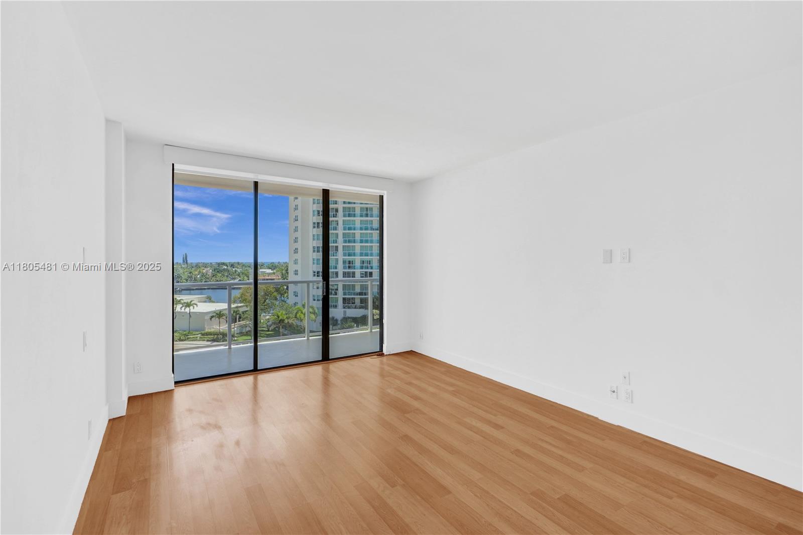 Hamptons West - Residential