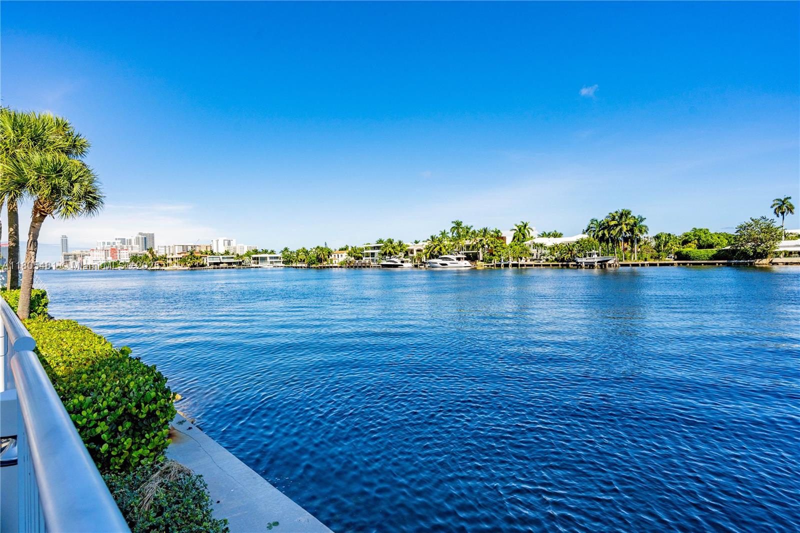 Hamptons West - Residential