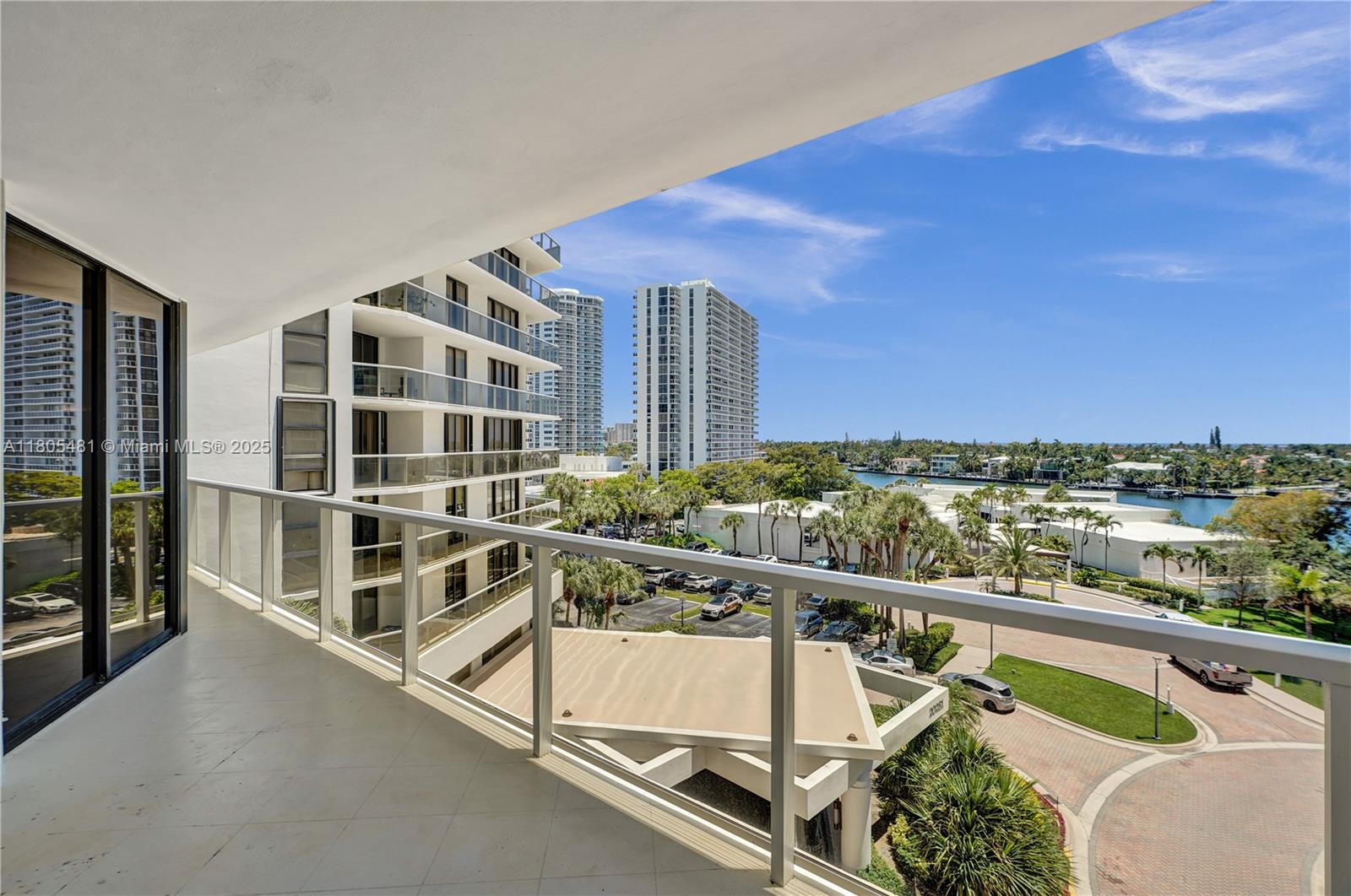 Hamptons West - Residential