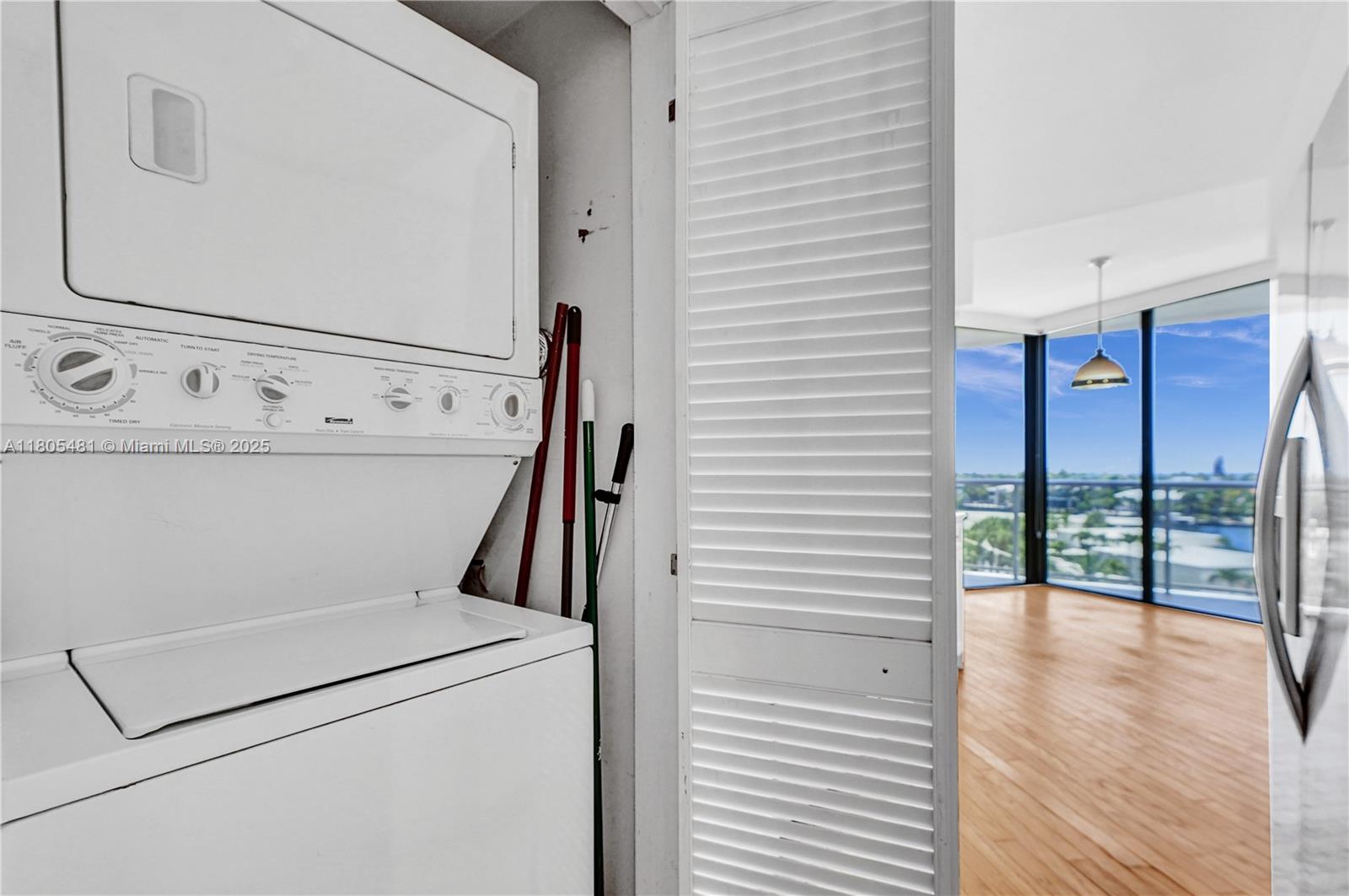 Hamptons West - Residential