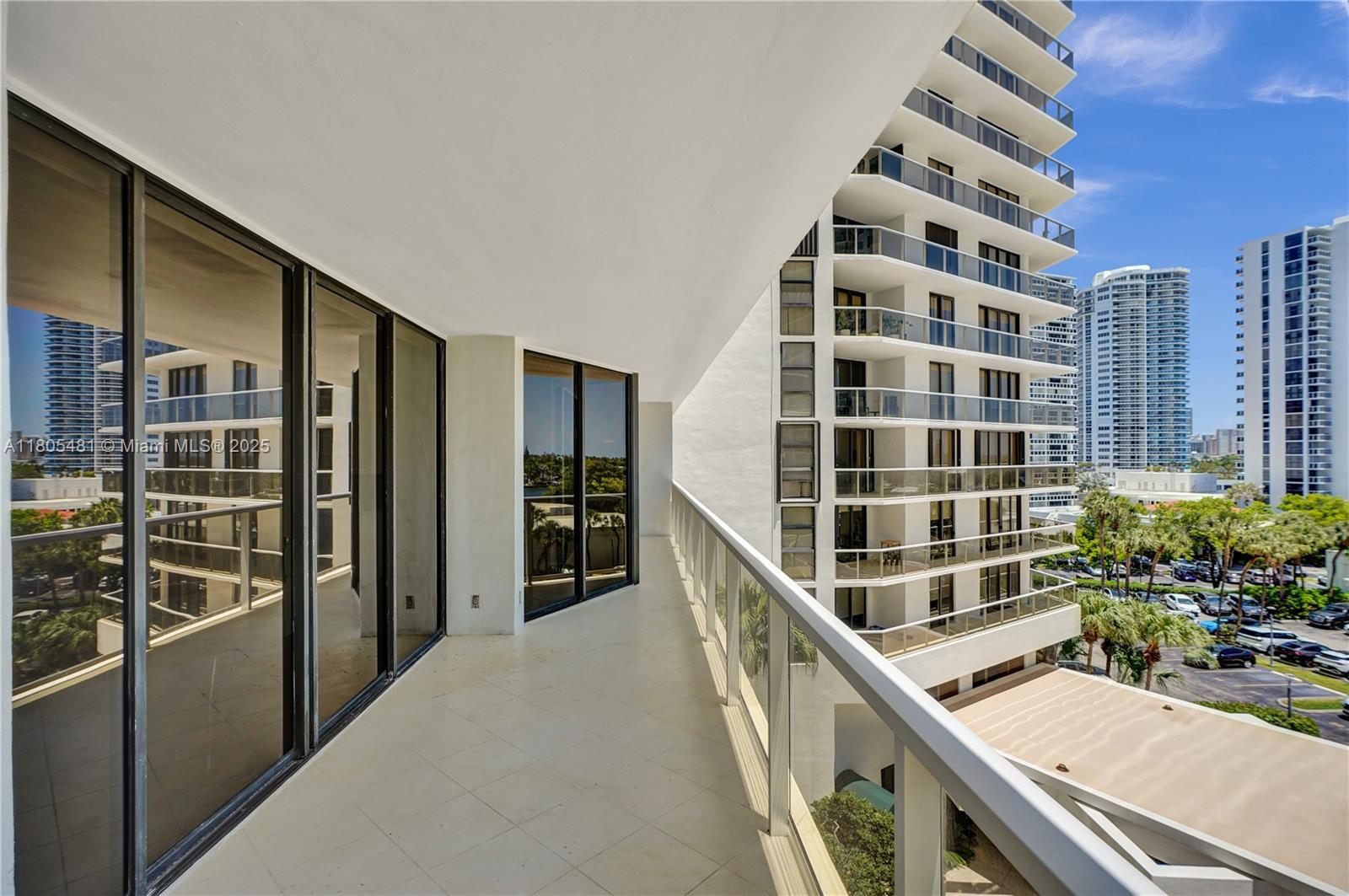 Hamptons West - Residential