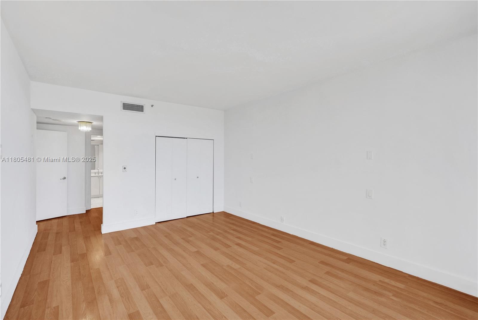 Hamptons West - Residential