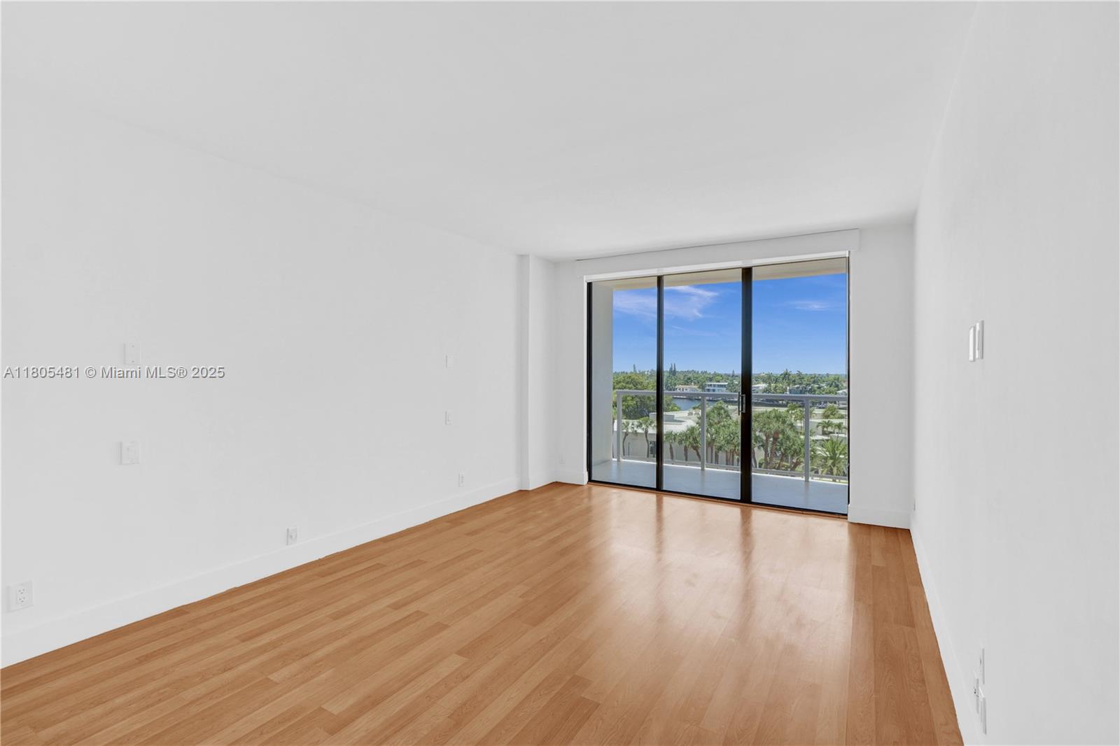 Hamptons West - Residential