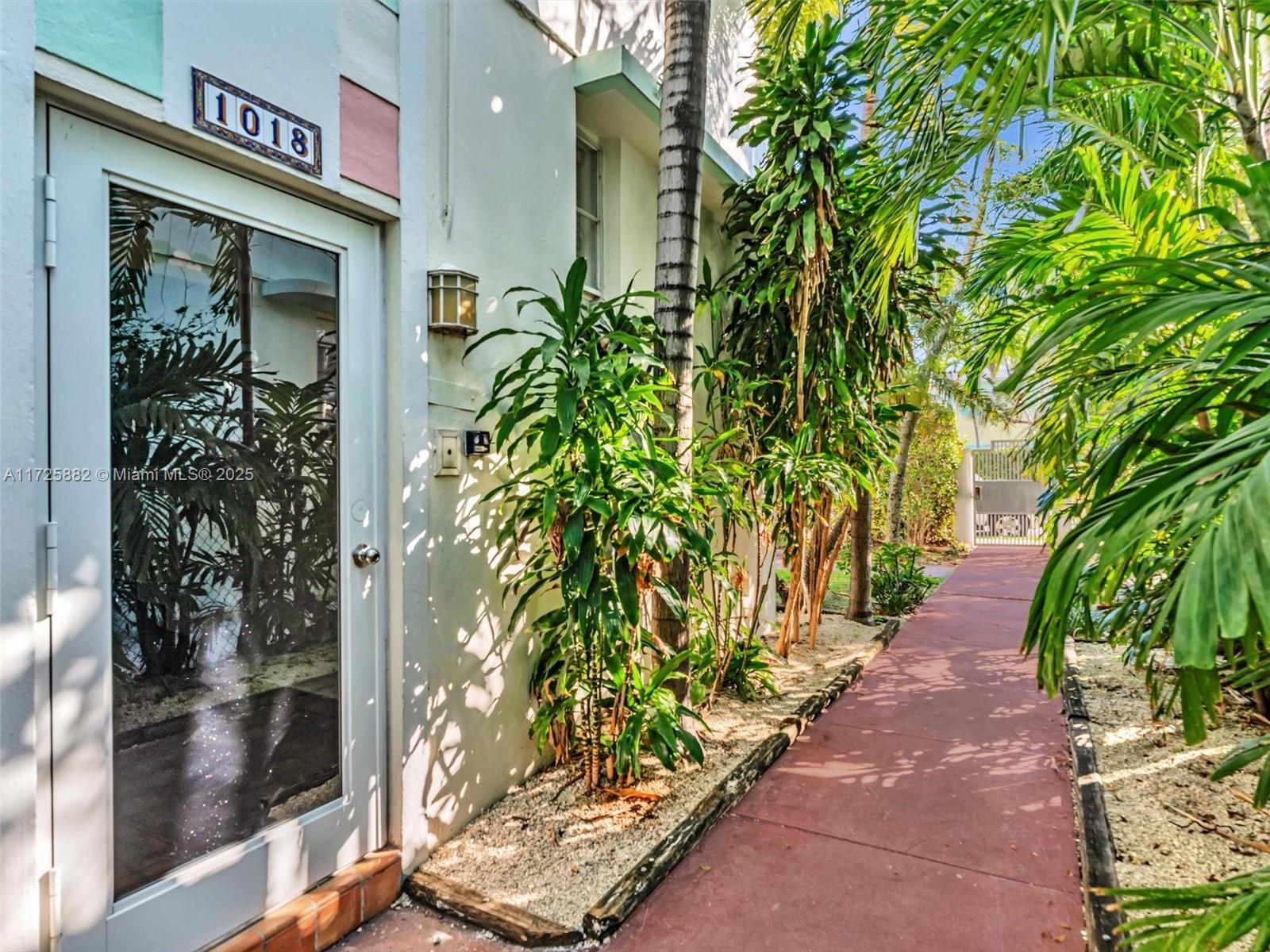 Property for Sale at 1018 Euclid Ave 2, Miami Beach, Miami-Dade County, Florida - Bedrooms: 1 
Bathrooms: 1  - $228,000