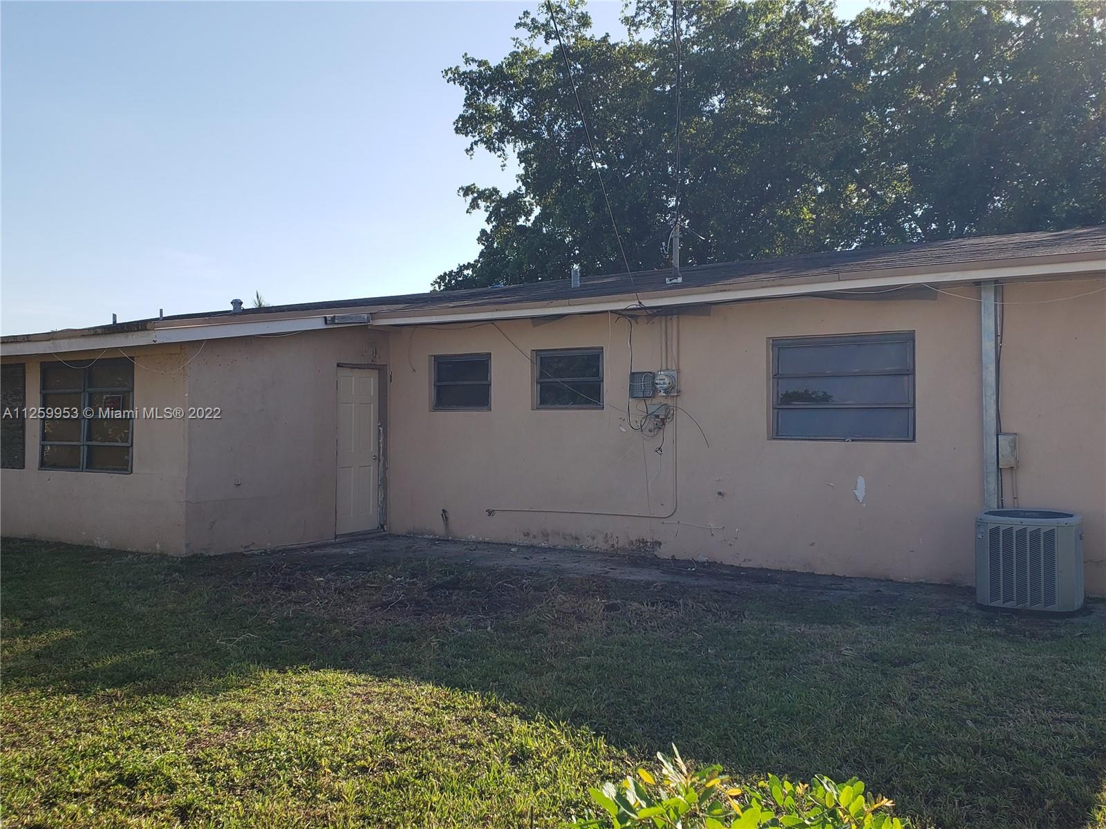 BERKELEY MANOR SEC 2 - Residential