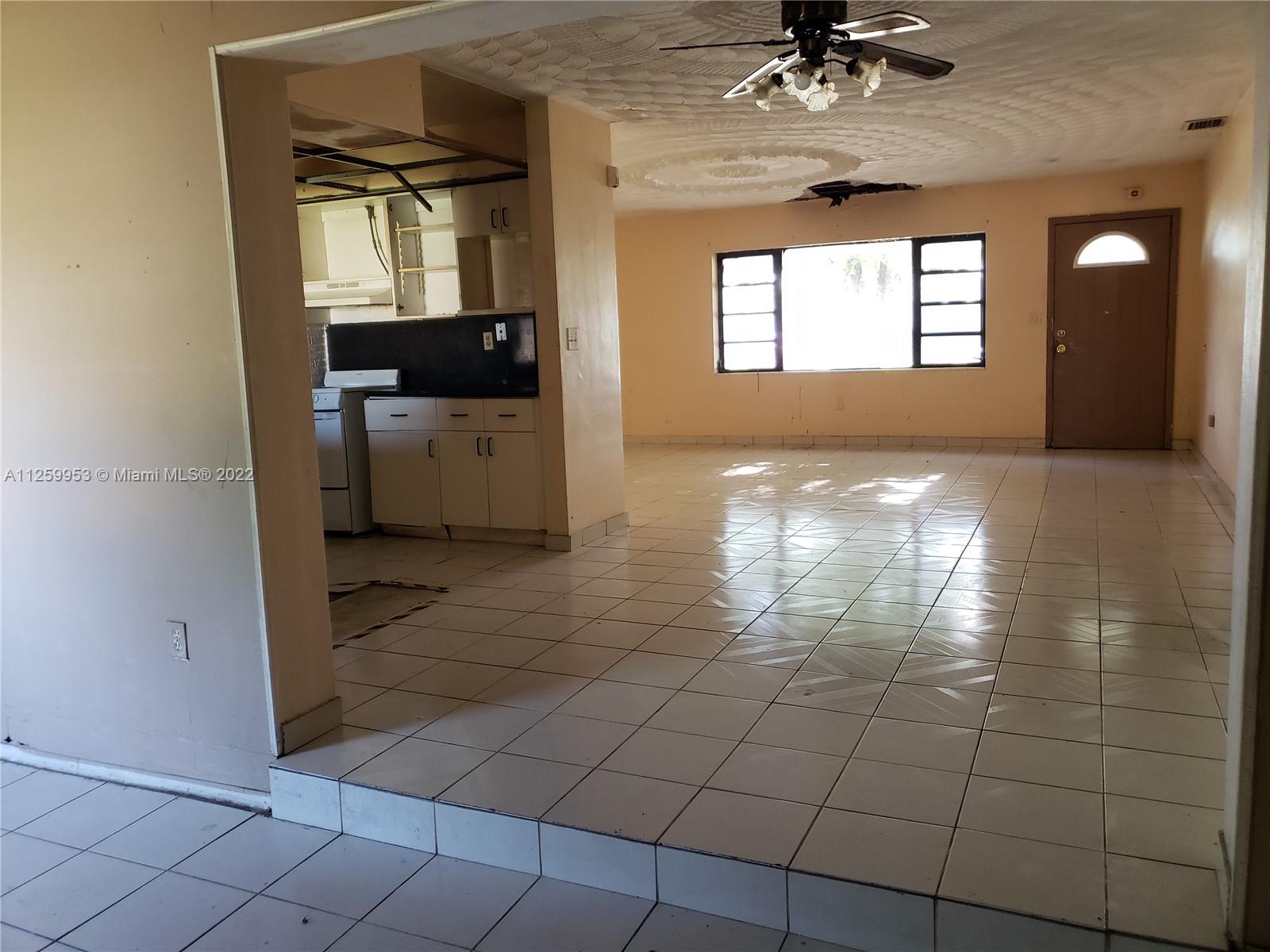 BERKELEY MANOR SEC 2 - Residential