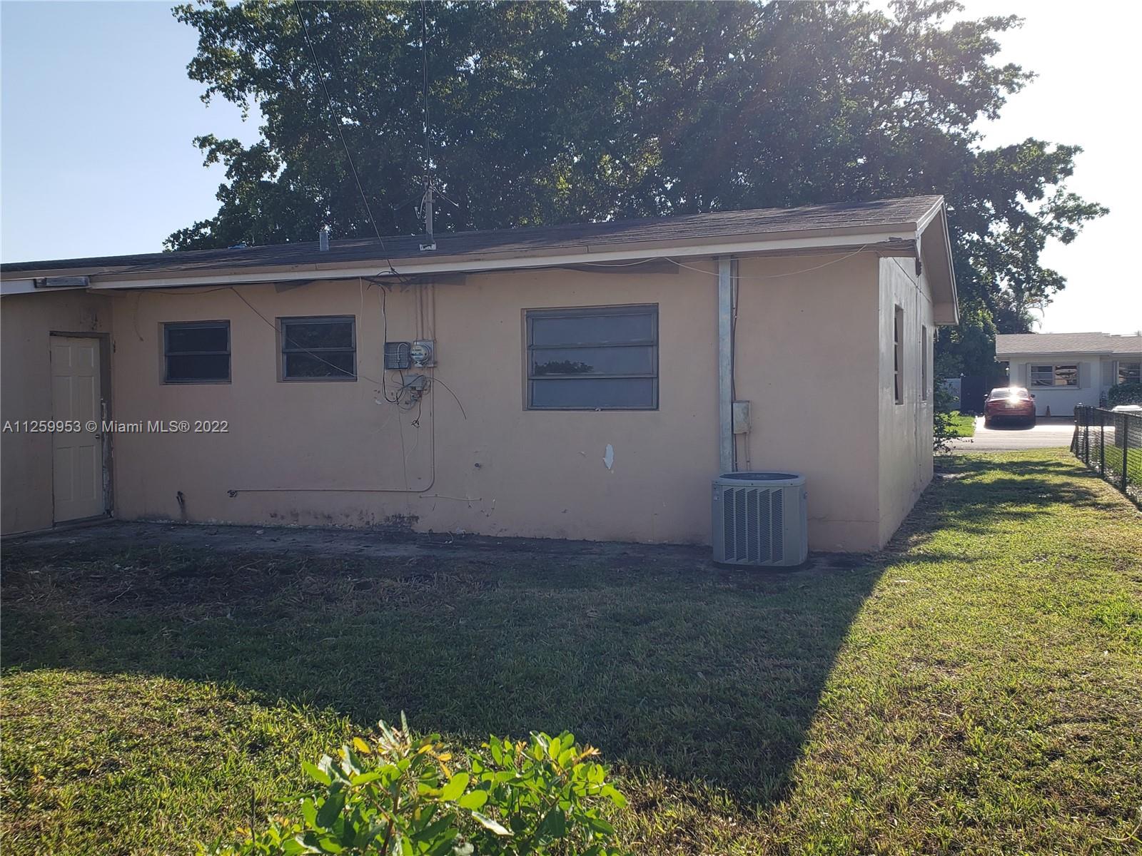 BERKELEY MANOR SEC 2 - Residential