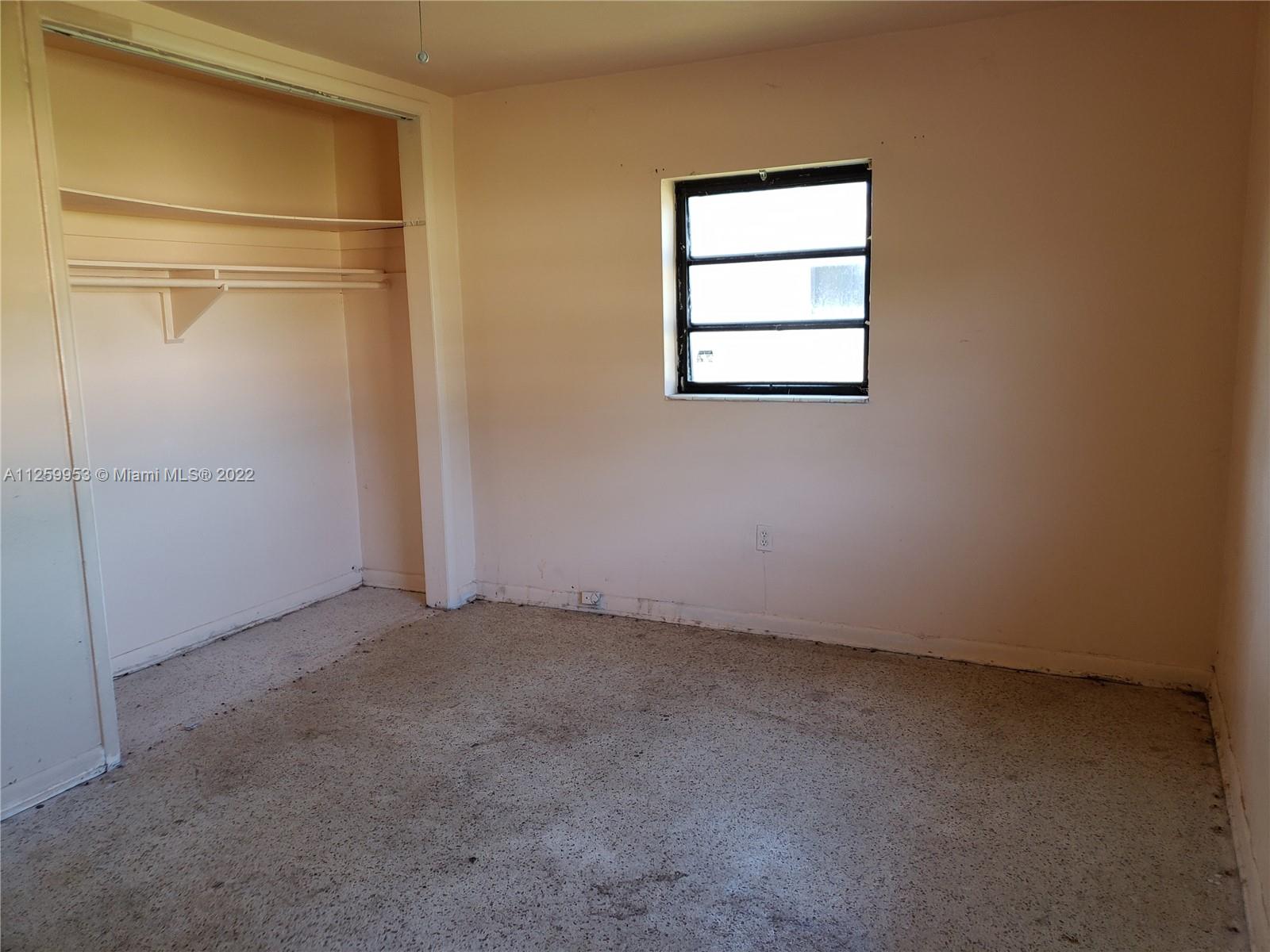 BERKELEY MANOR SEC 2 - Residential